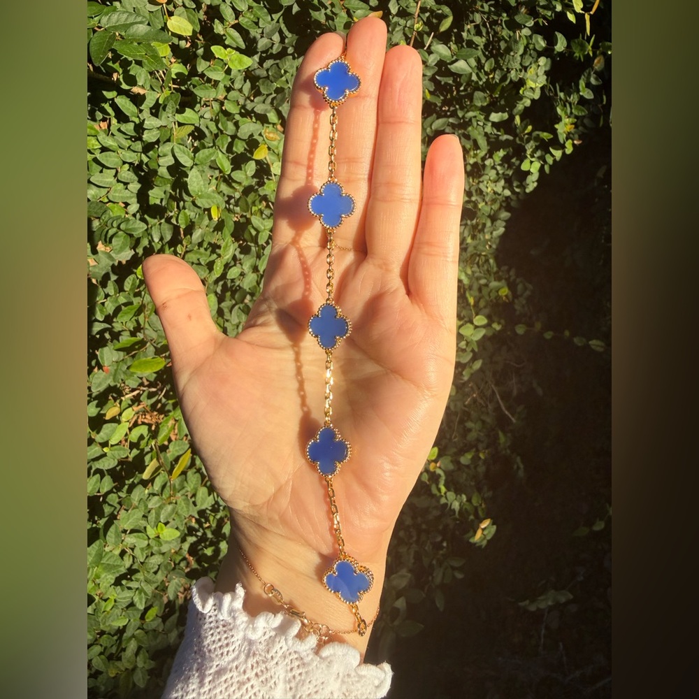 Gold and Blue Clover Bracelet - Picture 6 of 6